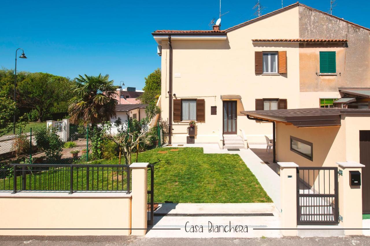 Casa Bianchera モンファルコーネ エクステリア 写真